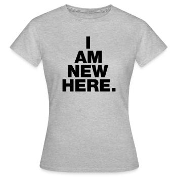 JE SUIS NOUVEAU ICI - T-shirt Femme - gris chiné - Devant - AI Model Female 172 dark (172cm)