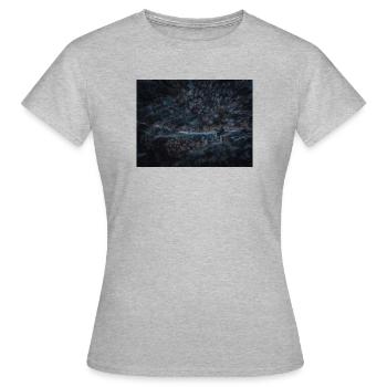 Forêt sombre la nuit - T-shirt Femme - gris chiné - Devant - AI Model Female 172 dark (172cm)