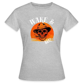 Skull Sunset Tobacco - Women's T-Shirt - heather grey - Front - AI Model Female 172 dark (172cm)