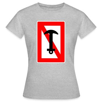 Interdiction d’ancre - navire d’ancre, capitaine de voilier - T-shirt Femme - gris chiné - Devant - AI Model Female 172 dark (172cm)