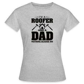 Papa Couvreur Père Toiture Artisanat Toiture Toiture - T-shirt Femme - gris chiné - Devant - AI Model Female 172 dark (172cm)