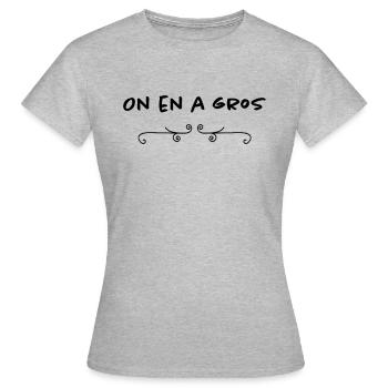 On en a marre ! - T-shirt Femme - gris chiné - Devant - AI Model Female 172 dark (172cm)