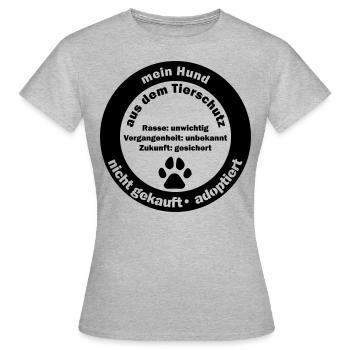 Mein Hund aus dem Tierschutz: Zukunft gesichert - Frauen T-Shirt - Grau meliert - Vorne - AI Model Female 172 dark (172cm)