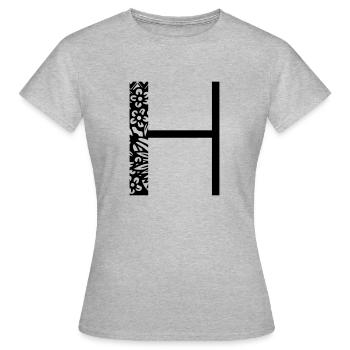Buchstabe H - Frauen T-Shirt - Grau meliert - Vorne - AI Model Female 172 dark (172cm)