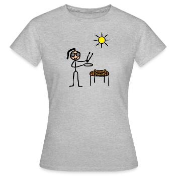 Sommer Grillen - Frau am Grill grillt Würstchen - Frauen T-Shirt - Grau meliert - Vorne - AI Model Female 172 dark (172cm)