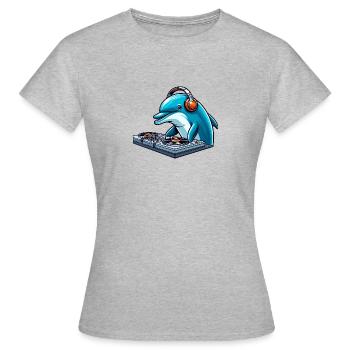 DJ Delfin - T-shirt Femme - gris chiné - Devant - AI Model Female 172 dark (172cm)