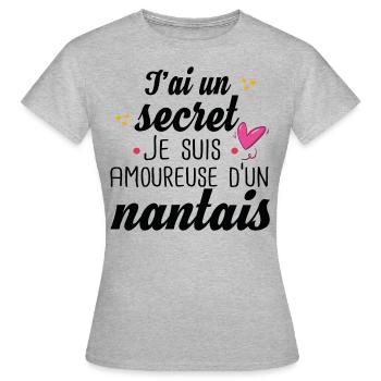 Nantais Nantes Femme Amoureuse Cadeau Amour Humour - T-shirt Femme - gris chiné - Devant - AI Model Female 172 dark (172cm)
