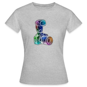 Spiegelreflex Kamera mit Blitz - Frauen T-Shirt - Grau meliert - Vorne - AI Model Female 172 dark (172cm)