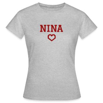 Nina-Herz - Frauen T-Shirt - Grau meliert - Vorne - AI Model Female 172 dark (172cm)