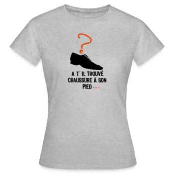 ist FT2 Schuh - Frauen T-Shirt - Grau meliert - Vorne - AI Model Female 172 dark (172cm)