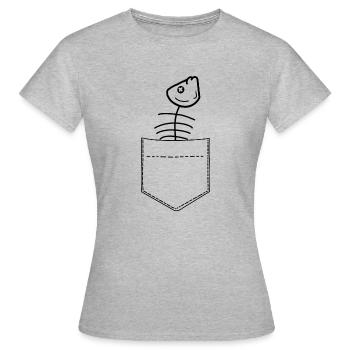 Poche poitrine à chevrons - T-shirt Femme - gris chiné - Devant - AI Model Female 172 dark (172cm)
