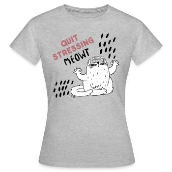 Quit Stressing Meowt Shirt Katzen Meditation Yoga - Frauen T-Shirt - Grau meliert - Vorne - AI Model Female 172 dark (172cm)