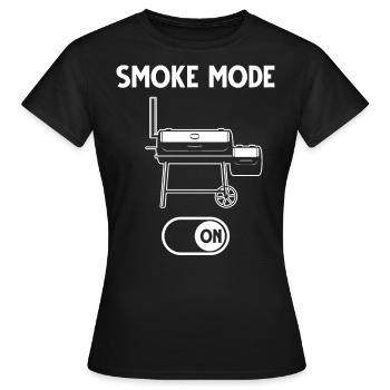 BBQ Smoker Smoke Mode On - Frauen T-Shirt - Schwarz - Vorne - AI Model Female 172 dark (172cm)