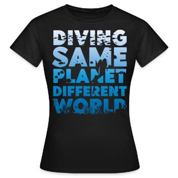 Scuba Diving Diver Diving Same - T-shirt Femme - noir - Devant - AI Model Female 172 dark (172cm)