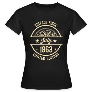 Geburtstag Vintage seit Juli 1963 - Frauen T-Shirt - Schwarz - Vorne - AI Model Female 172 dark (172cm)