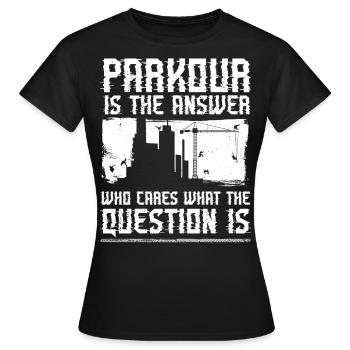 Parkour Free Running Traceur - T-shirt Femme - noir - Devant - AI Model Female 172 dark (172cm)