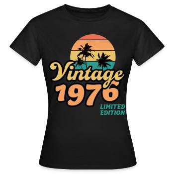 Jahrgang 1976 Baujahr Vintage Retro Geschenkidee - Frauen T-Shirt - Schwarz - Vorne - AI Model Female 172 dark (172cm)