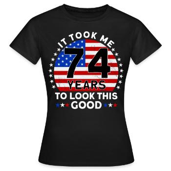 Il m’a fallu 74 ans pour être aussi beau - T-shirt Femme - noir - Devant - AI Model Female 172 dark (172cm)