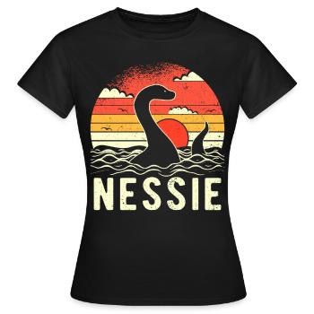 Nessie Loch Ness Monster - Frauen T-Shirt - Schwarz - Vorne - AI Model Female 172 dark (172cm)