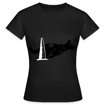 Obedience Übung Pylon mit Kelpie - Frauen T-Shirt - Schwarz - Vorne - AI Model Female 172 dark (172cm)