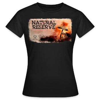 Serie "NATURSCHUTZGEBIET" - Mykene - Frauen T-Shirt - Schwarz - Vorne - AI Model Female 172 dark (172cm)