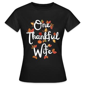 Thankful Wife Mama Autumn Leaves Gratitude - Women's T-Shirt - black - Front - AI Model Female 172 dark (172cm)