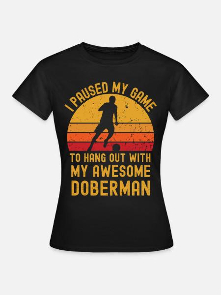 Fußball und Dobermann - Frauen T-Shirt - Schwarz