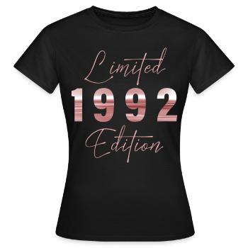Minimalist Limited 1992 Edition Geburtstag Pastel - Frauen T-Shirt - Schwarz - Vorne - AI Model Female 172 dark (172cm)