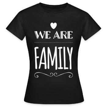 Nous sommes FAMILLE - T-shirt Femme - noir - Devant - AI Model Female 172 dark (172cm)