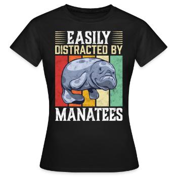 Facile à distraire par les mammifères marins - T-shirt Femme - noir - Devant - AI Model Female 172 dark (172cm)