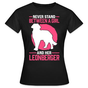 Girl with her Leonberger Leonberg dog - Women's T-Shirt - black - Front - AI Model Female 172 dark (172cm)