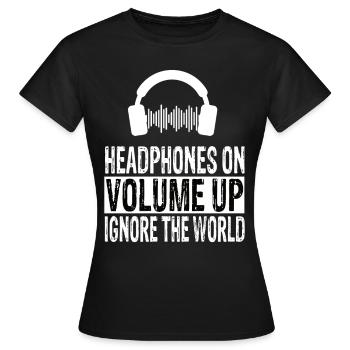 Headphones - Women's T-Shirt - black - Front - AI Model Female 172 dark (172cm)