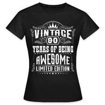 90 Years Of Being Awesome 90 Geburtstag 90 Jahre - Frauen T-Shirt - Schwarz - Vorne - AI Model Female 172 dark (172cm)