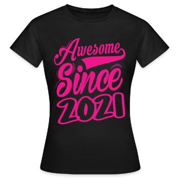 Génial depuis 2021 - T-shirt Femme - noir - Devant - AI Model Female 172 dark (172cm)