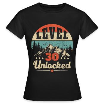 Level 30 freigeschaltet - Frauen T-Shirt - Schwarz - Vorne - AI Model Female 172 dark (172cm)