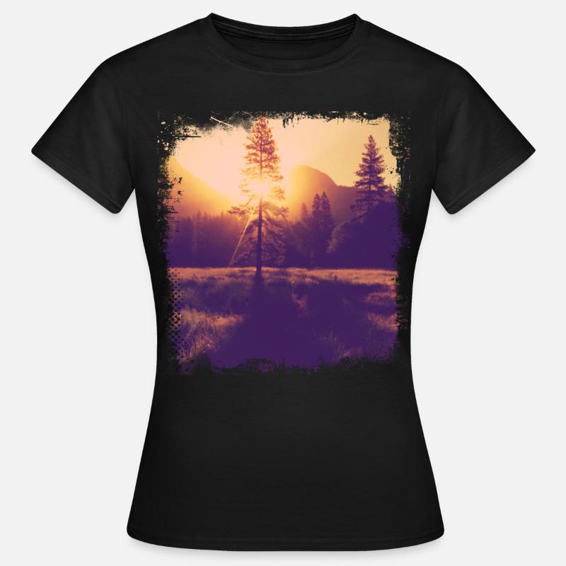 Tree glade sunshine - Women's T-Shirt - black