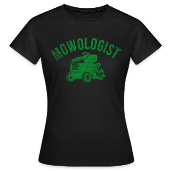 Cut the lawn - Women's T-Shirt - black - Front - AI Model Female 172 dark (172cm)