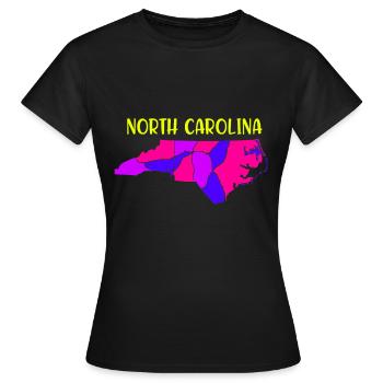 USA Staat: North Carolina - Frauen T-Shirt - Schwarz - Vorne - AI Model Female 172 dark (172cm)