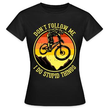 VTT vélo vélo vélo VTT cadeau - T-shirt Femme - noir - Devant - AI Model Female 172 dark (172cm)