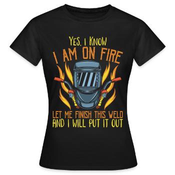 schweißer schweißen schweisser - Frauen T-Shirt - Schwarz - Vorne - AI Model Female 172 dark (172cm)