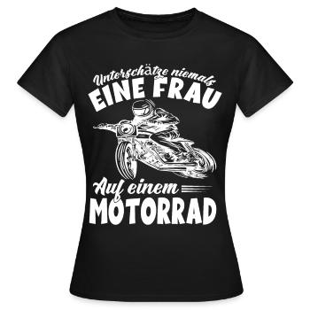 Frau auf einem Motorrad - Bikerin Motorradfahrerin - Frauen T-Shirt - Schwarz - Vorne - AI Model Female 172 dark (172cm)