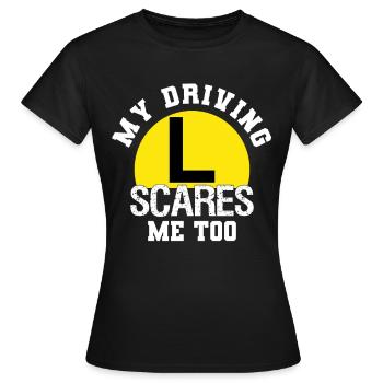 Fahrschüler Fahrschule Führerschein Fahranfänger - Frauen T-Shirt - Schwarz - Vorne - AI Model Female 172 dark (172cm)