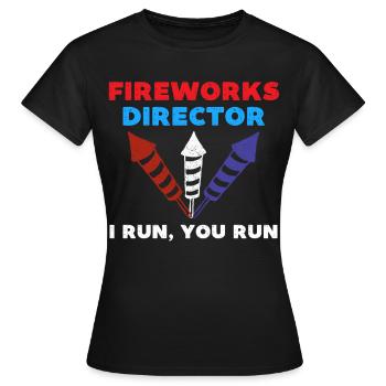 Feuerwerksdirektor lustig 4. Juli - Frauen T-Shirt - Schwarz - Vorne - AI Model Female 172 dark (172cm)
