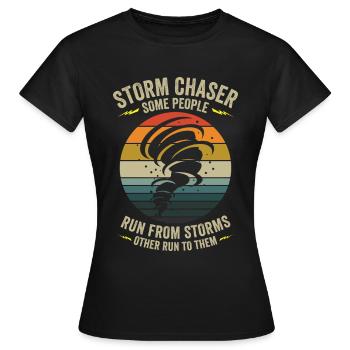 Storm Hunter Tornadoes Storm Chaser Gift - Women's T-Shirt - black - Front - AI Model Female 172 dark (172cm)