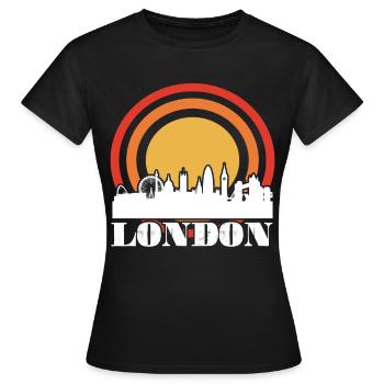 London Skyline Big Ben Westminster Castle - Women's T-Shirt - black - Front - AI Model Female 172 dark (172cm)