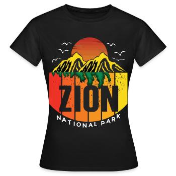 Parc national de Zion Utah Canyon Souvenir Hiking Cam - T-shirt Femme - noir - Devant - AI Model Female 172 dark (172cm)