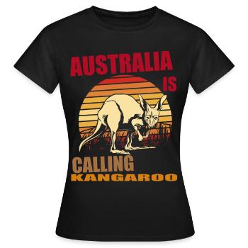 Känguru Retro Australien Calling Outback - Frauen T-Shirt - Schwarz - Vorne - AI Model Female 172 dark (172cm)