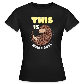 Schuppentier Pangolin Schuppen bedrohtes Tier - Frauen T-Shirt - Schwarz - Vorne - AI Model Female 172 dark (172cm)
