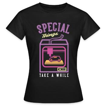 Les choses spéciales ont besoin d’un certain temps d’impression 3D de buse - T-shirt Femme - noir - Devant - AI Model Female 172 dark (172cm)
