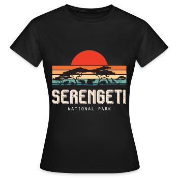 Safari Retro Serengeti Nationalpark Sonnenaufgang - Frauen T-Shirt - Schwarz - Vorne - AI Model Female 172 dark (172cm)